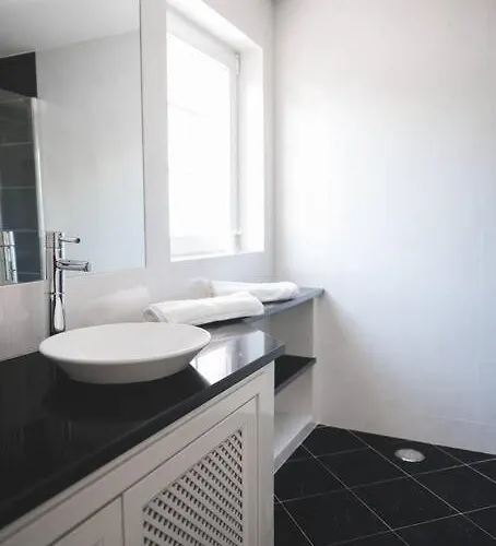 Casa Palmeiras - Com Piscina, Bbq E Ar Condicionado * 阿尔布费拉